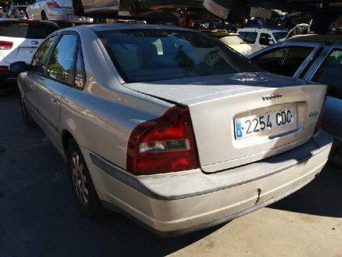 VOLVO S80 BERLINA 