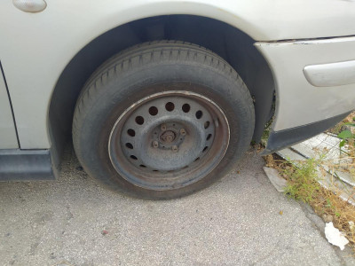 PASO RUEDA DELANTERO DERECHO
