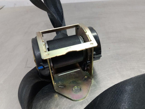  CINTURON SEGURIDAD DELANTERO IZQUIERDO Mazda 3 BERLINA (BK) 