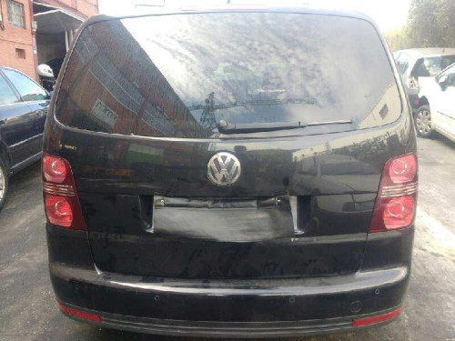  VOLKSWAGEN TOURAN (1T2) 