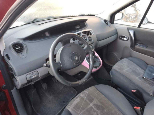 RENAULT SCENIC II (JM) — vehículo donante para recambios 