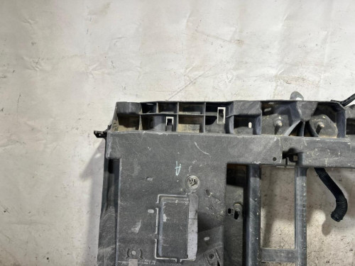 PANEL FRONTAL 