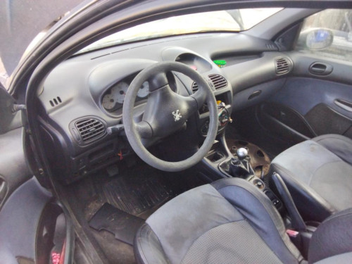 PEUGEOT 206 — автомобиль-донор на запчасти 