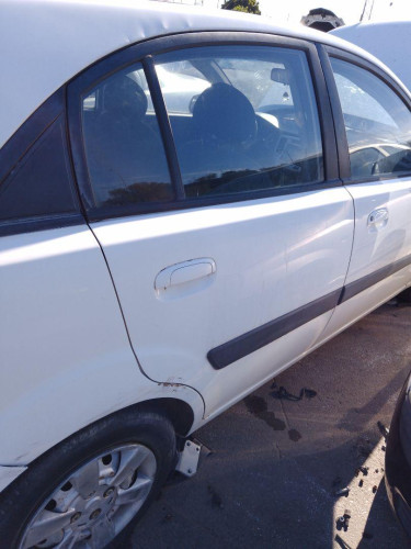 PUERTA TRASERA DERECHA Kia RIO (JB) 