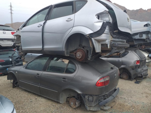  SEAT LEON (1M1) 