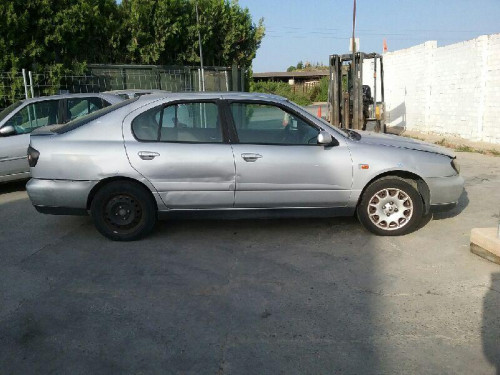  NISSAN PRIMERA BERLINA (P11) 