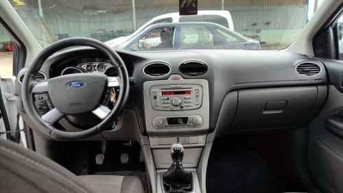  FORD FOCUS BERLINA (CB4) 