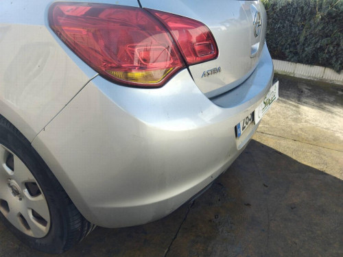PARAGOLPES TRASERO Opel Astra J Berlina 5p (12.2009->) Opel Astra J Berlina 5p (12.2009->) 