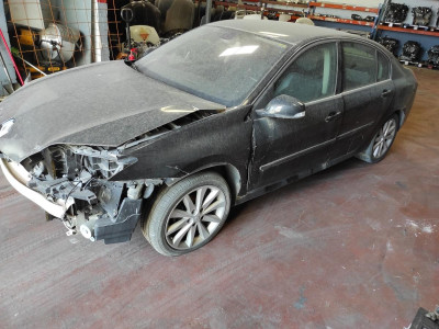 RENAULT LAGUNA III BERLINA