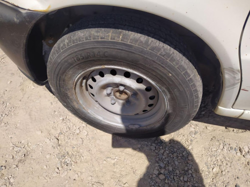  LLANTA NISSAN VANETTE CARGO 