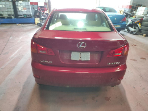 LEXUS IS (DS2/IS2) — vehículo donante para recambios 