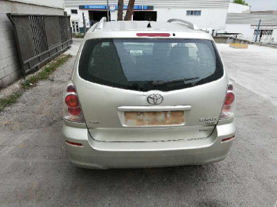 TOYOTA COROLLA VERSO (R1)