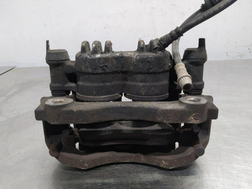 PINZA DE FRENO DELANTERA DERECHA Nissan NV400 FURGON (X62) 