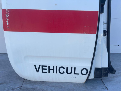 PUERTA TRASERA DERECHA Nissan NAVARA PICKUP (D40M) 