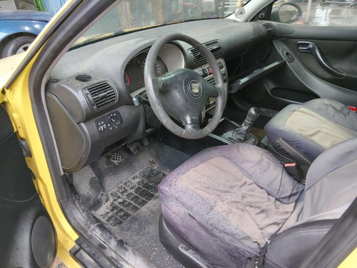 SEAT LEON (1M1) — автомобиль-донор на запчасти 