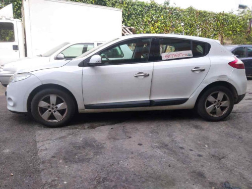  RENAULT MEGANE III BERLINA 5P 