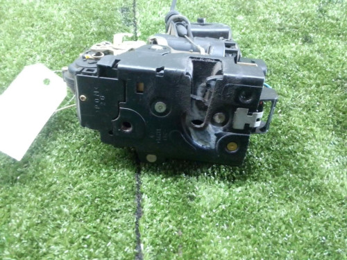 CERRADURA PUERTA DELANTERA IZQUIERDA Volkswagen GOLF IV BERLINA (1J1)(10.1997) 