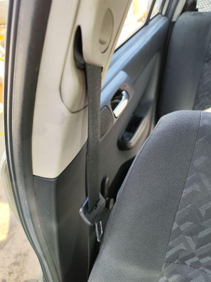 CINTURON SEGURIDAD DELANTERO DERECHO