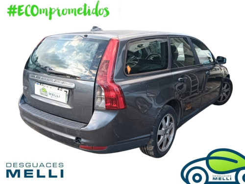 VOLVO V50 FAMILIAR — автомобиль-донор на запчасти 