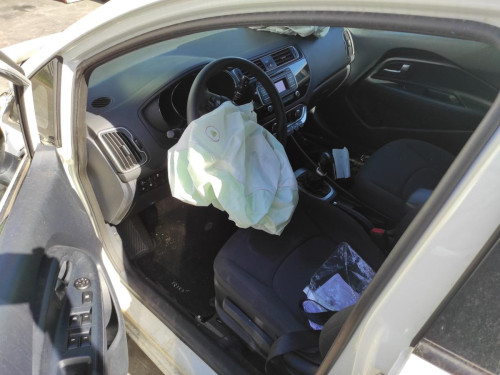 KIA RIO (UB) — Donor Vehicle for Used Parts 