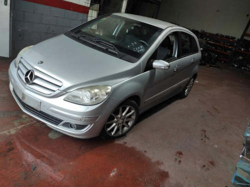 MERCEDES-BENZ CLASE B (BM 245) — автомобиль-донор на запчасти 
