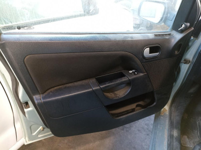 FORD FIESTA (CBK)