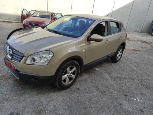 NISSAN QASHQAI (J10) — vehículo donante para recambios 