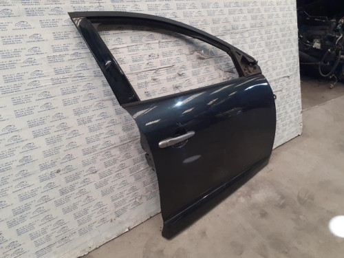  PUERTA DELANTERA DERECHA 