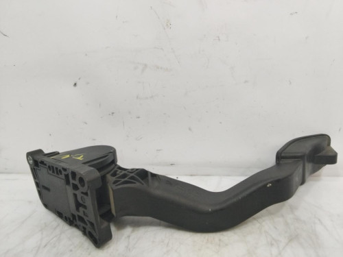 PEDAL ACELERADOR 