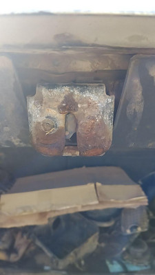 CERRADURA MALETERO / PORTON Kia Sorento (BL)(2002->)
