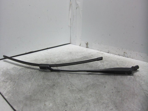 BRAZO LIMPIA DELANTERO IZQUIERDO Fiat 500 (150) BERLINA 