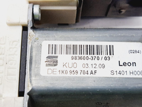 MOTOR ELEVALUNAS TRASERO DERECHO Seat LEON (1P1) 