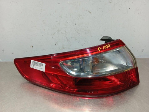  PILOTO TRASERO IZQUIERDO RENAULT FLUENCE 
