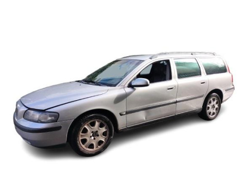  PARAGOLPES DELANTERO VOLVO V70 FAMILIAR 