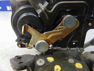 CERRADURA MALETERO / PORTON, TOYOTA, COROLLA VERSO (R1)