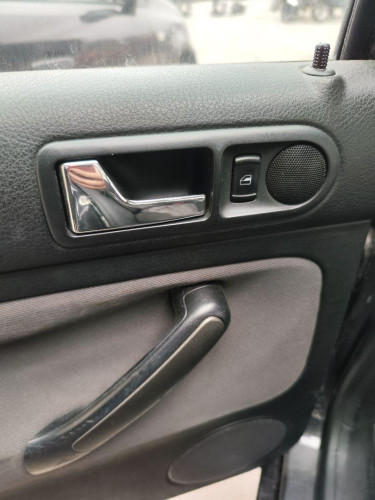MANETA INTERIOR TRASERA IZQUIERDA Volkswagen BORA BERLINA (1J2)(1998) 
