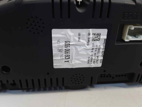 CUADRO INSTRUMENTOS Mercedes-Benz VITO BASIC-KOMBI (639) 