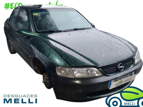 OPEL VECTRA B BERLINA — vehículo donante para recambios 