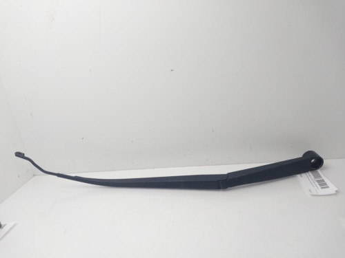 BRAZO LIMPIA DELANTERO DERECHO Hyundai TUCSON (TL) 