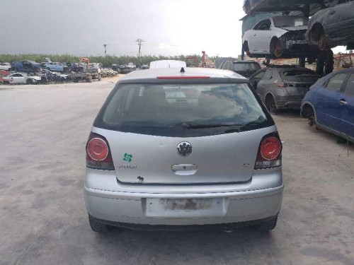  VOLKSWAGEN POLO IV (9N3) 