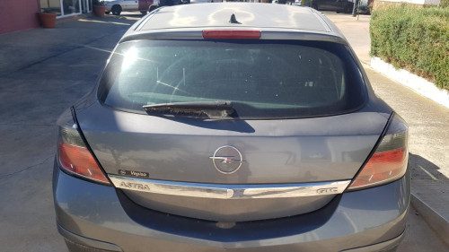 PORTON TRASERO Opel Astra H Berlina (2004->) OPEL Astra H Berlina (2004->) 