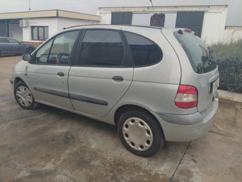 Renault Scenic I (JA...)(1999->) — vehículo donante para recambios 