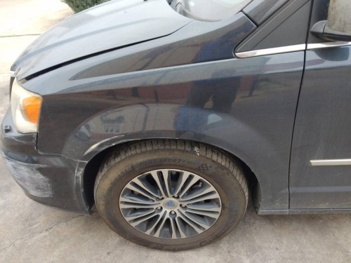 ALETA DELANTERA IZQUIERDA Lancia Voyager (404)(2011->) Lancia Voyager (404)(2011->) 