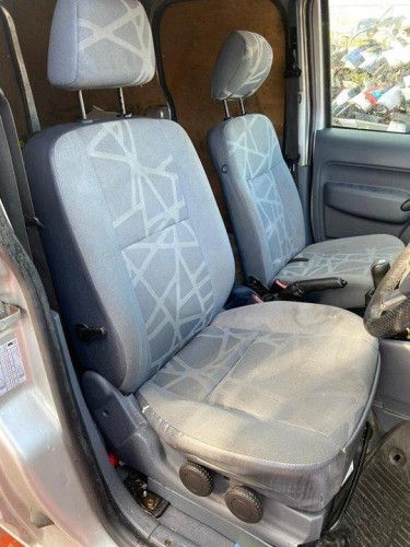 FORD TRANSIT CONNECT (TC7) — vehículo donante para recambios 