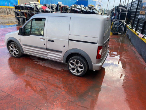 FORD TRANSIT CONNECT (TC7) — vehículo donante para recambios 
