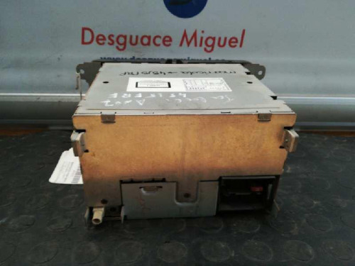 SISTEMA AUDIO / RADIO CD 
