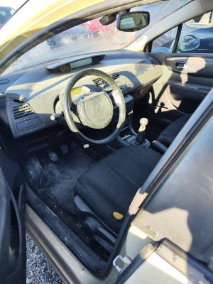 CITROEN C4 BERLINA