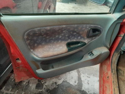 RENAULT MEGANE I BERL./ BERL. CON PORTÓN (BA0)