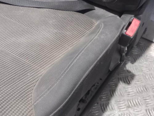  ASIENTO DELANTERO DERECHO OPEL INSIGNIA BERLINA 