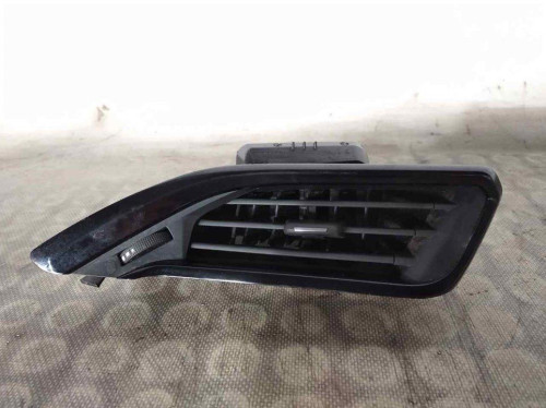 REJILLA AIREADORA Peugeot 208 